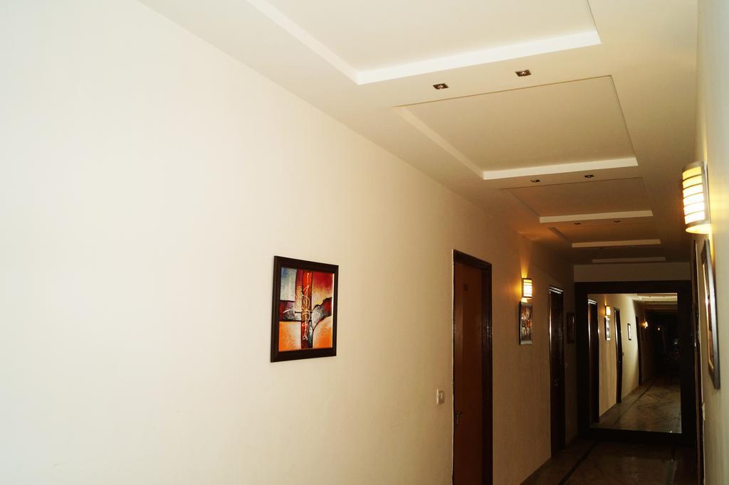 Hotel Sheela, 100M From Taj Mahal Agra  Ngoại thất bức ảnh