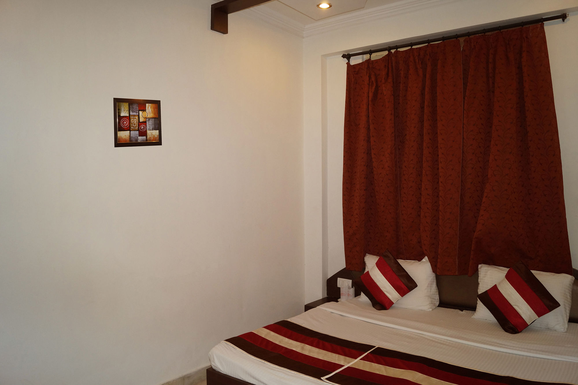 Hotel Sheela, 100M From Taj Mahal Agra  Ngoại thất bức ảnh